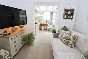 BEAUMONT AVENUE- click for photo gallery